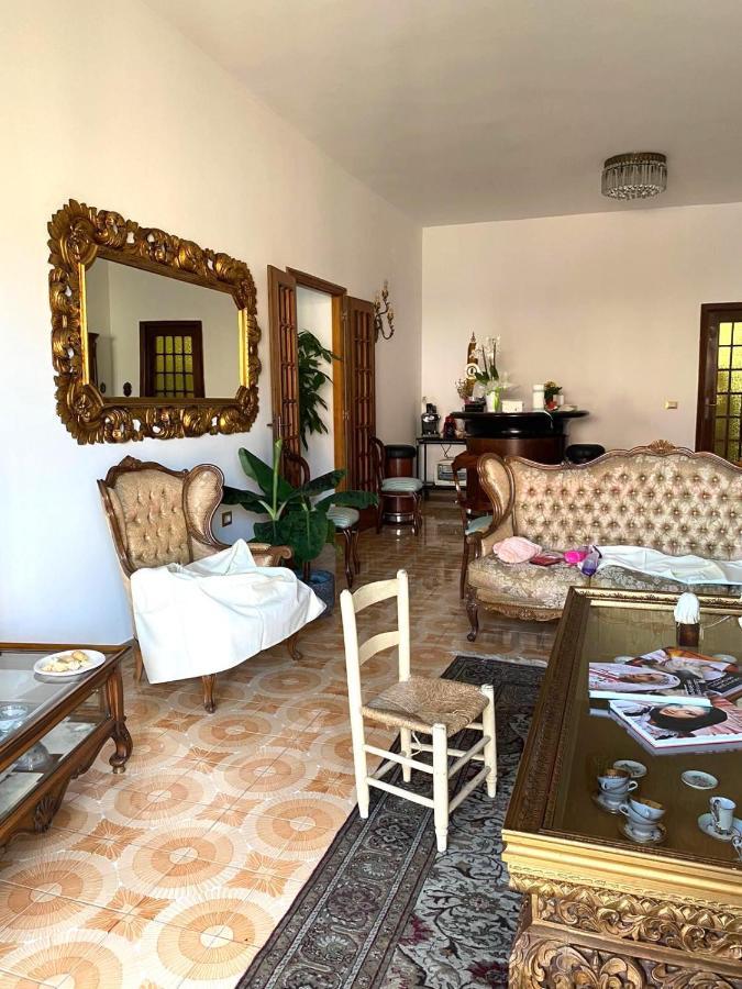 Le Fresie B&B SantʼAntìoco エクステリア 写真